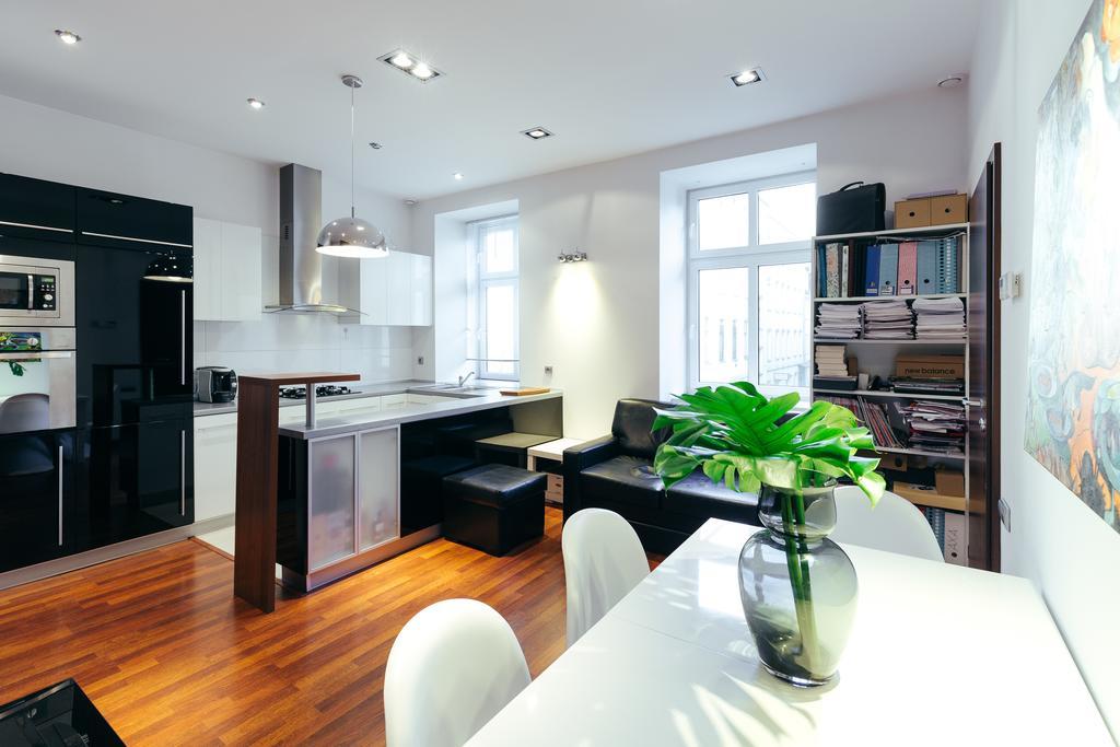 Apartment In The Strict City Centre Lodž Exteriér fotografie